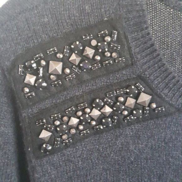NWT Topshop Embellished Shoulder Grey Sweater - Picture 4 of 7